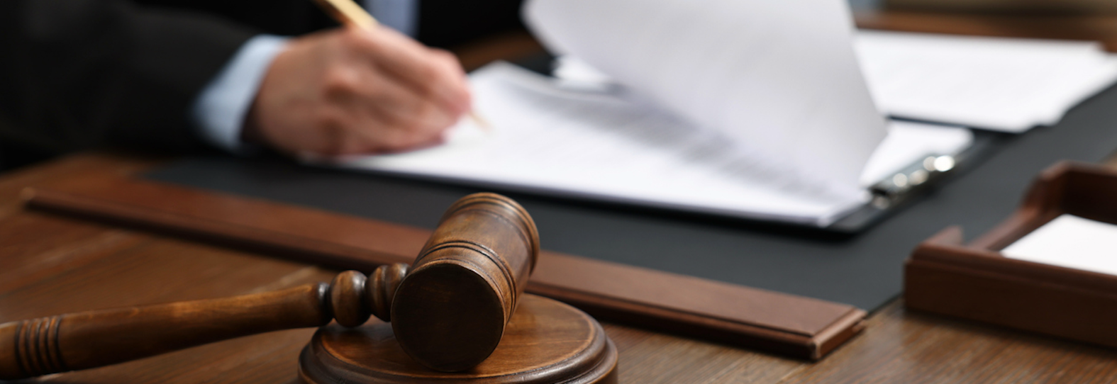 Wirehouses Unleash Wave of TROs in Retention Battle